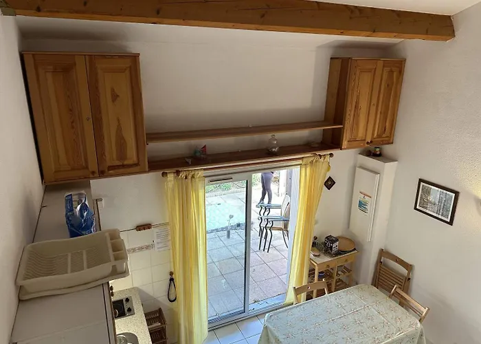 Holidayland 251 T2 Mezzanine 6 Couchages * Narbonne-Plage
