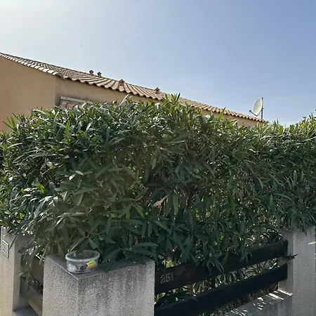 Holidayland 251 T2 Mezzanine 6 Couchages * Narbonne-Plage